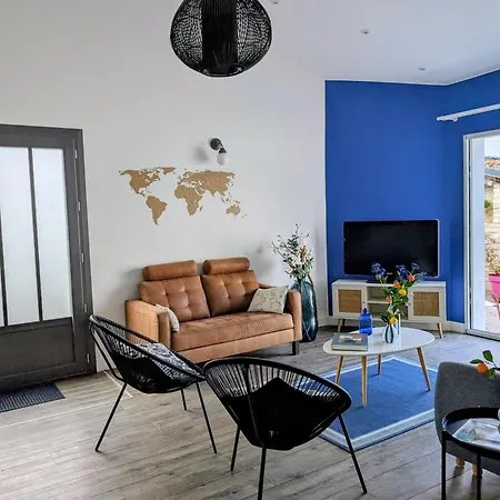 Villa Maison Piscine, Clim, Sauna - Proche La Rochelle *