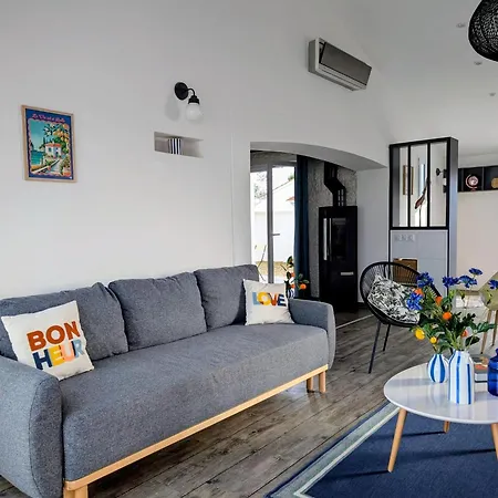 Maison Piscine, Clim, Sauna - Proche La Rochelle *
