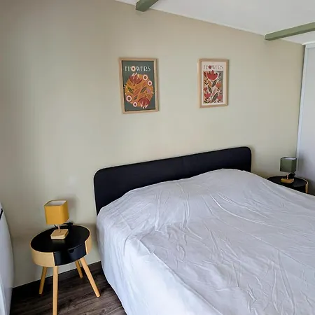 Villa Maison Piscine, Clim, Sauna - Proche La Rochelle *